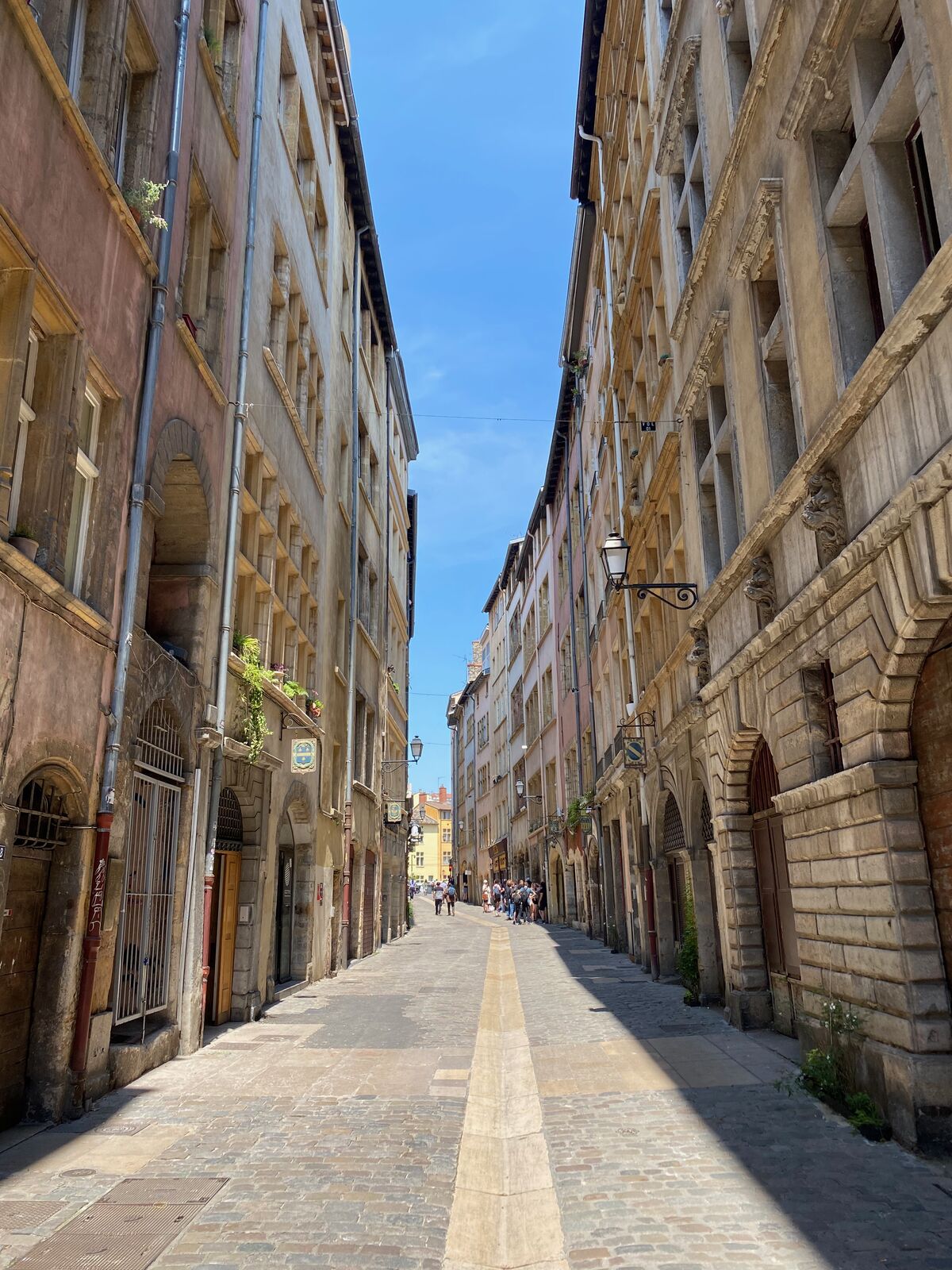 Rue Juiverie in Vieux Lyon, a narrow street between tall Renaissance houses