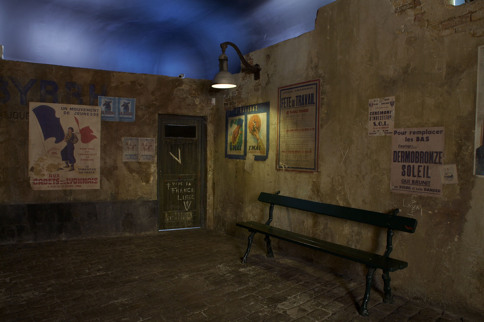 The posters of the Occupation